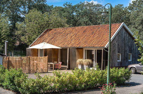 Foto 1 - Serene Holiday Home in Haaksbergen With Hottub