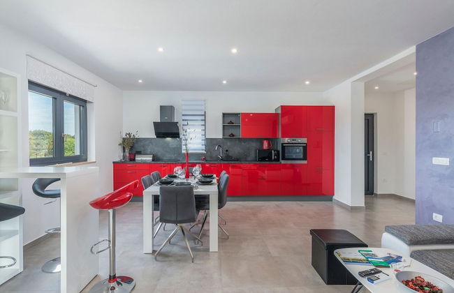 Pleasant Holiday Home in Novigrad - Foto 9