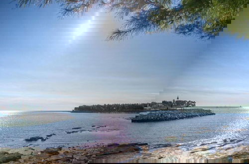 Photo 30 - Pleasant Holiday Home in Novigrad