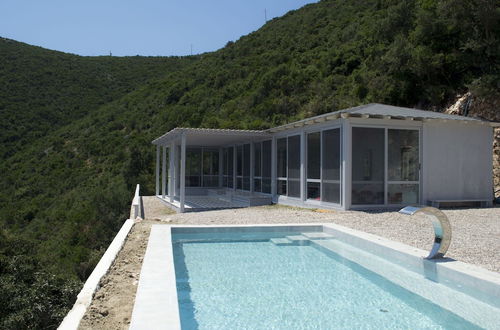 Foto 22 - Modern Villa in Vasiliki with Swimming Pool & Hot Tub