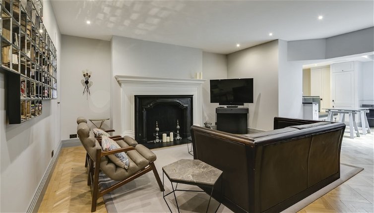 Photo 1 - Deluxe Mayfair Home by Marble Arch Station