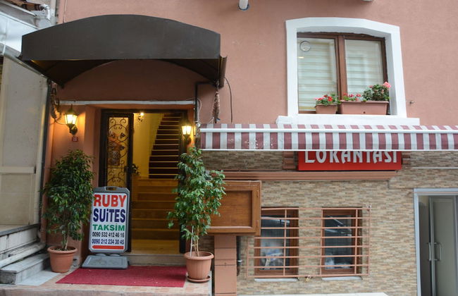 Taksim Ruby Suites - Photo 59
