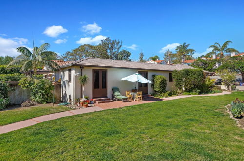 Photo 19 - Garden Cottage - Miramar Beach With Shared Deck