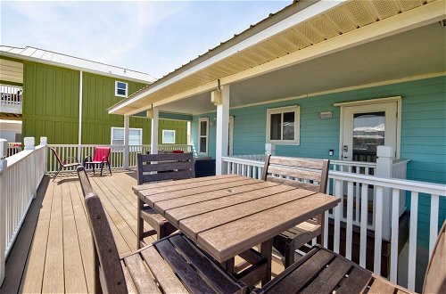 Photo 8 - Delightful Beach House in Gulf Shores With Private Pool and pet Friendly