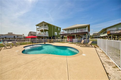 Foto 44 - Delightful Beach House in Gulf Shores With Private Pool and pet Friendly