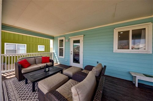 Photo 23 - Delightful Beach House in Gulf Shores With Private Pool and pet Friendly
