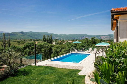 Foto 21 - Splendid Villa With Panoramic View