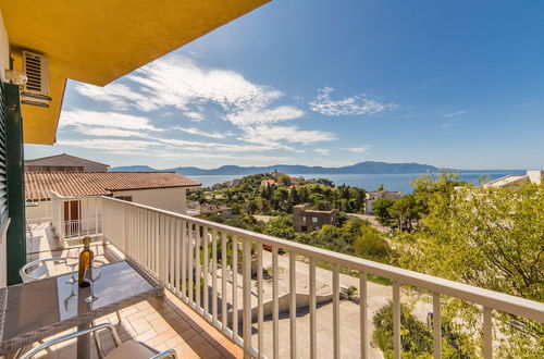 Foto 18 - Stunning 3-bedroom Apartment in Gradac