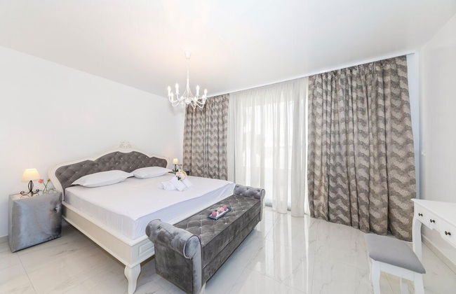 Beachfront Villa Baronessa with Pool - Foto 4