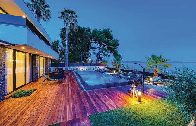 Beachfront Villa Baronessa with Pool - Foto 36