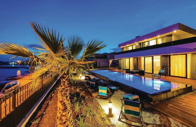 Beachfront Villa Baronessa with Pool - Foto 39