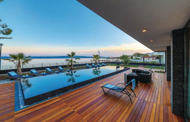 Beachfront Villa Baronessa with Pool - Foto 29