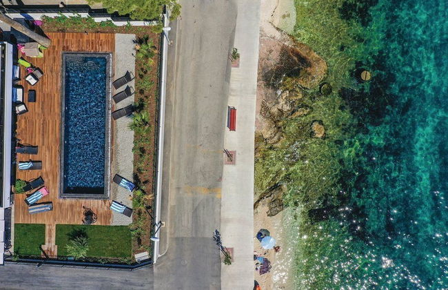 Beachfront Villa Baronessa with Pool - Foto 47