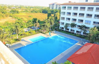 Photo 1 - Pool View Apartment