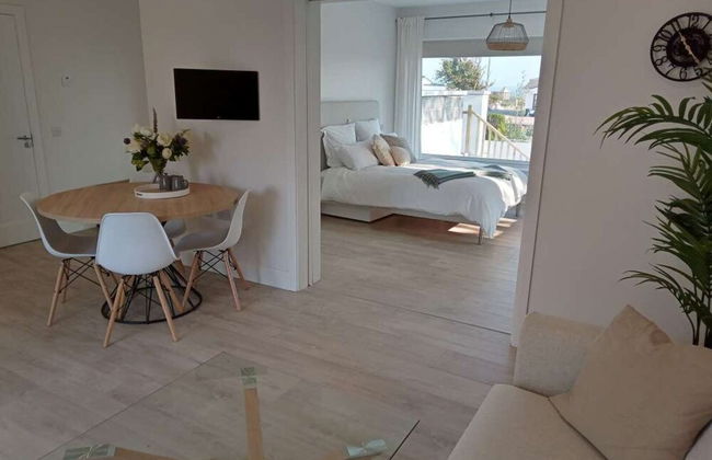 Coastal Apartment With sea Views - Foto 1
