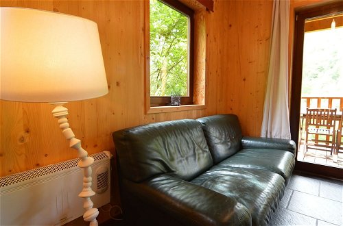 Foto 9 - Comfortable Modern Chalet With Wood Finish