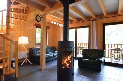 Photo 10 - Comfortable Modern Chalet With Wood Finish