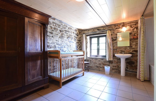 Authentic Holiday Home in Gouvy near Forest - Foto 18