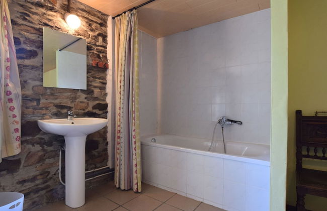 Authentic Holiday Home in Gouvy near Forest - Foto 24