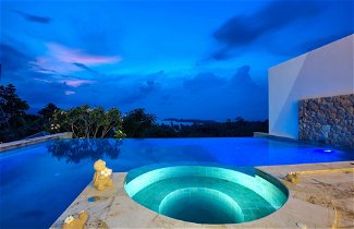 Foto 1 - Villa Haiyi 3 Bedroom with Infinity Pool