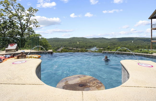 Cliffside Lake Retreat - 2 Bdr, Walk to Table Rock - Foto 25