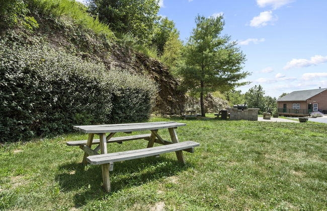 Cliffside Lake Retreat - 2 Bdr, Walk to Table Rock - Foto 31