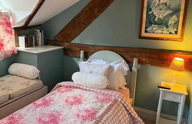 15th Century 6-bed Farmhouse, Sleeps 11, Pets Ok - Foto 12