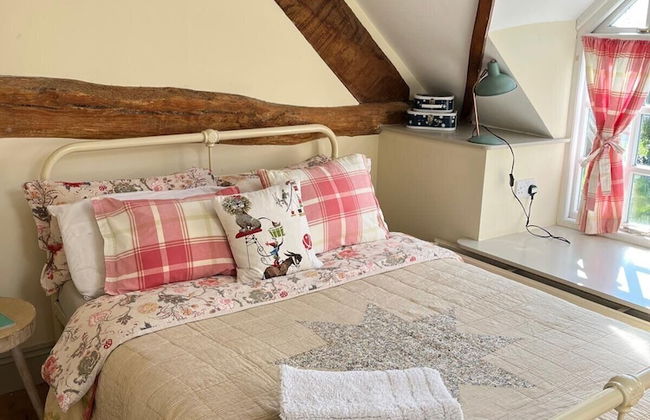 15th Century 6-bed Farmhouse, Sleeps 11, Pets Ok - Foto 7