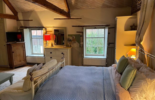 15th Century 6-bed Farmhouse, Sleeps 11, Pets Ok - Foto 3