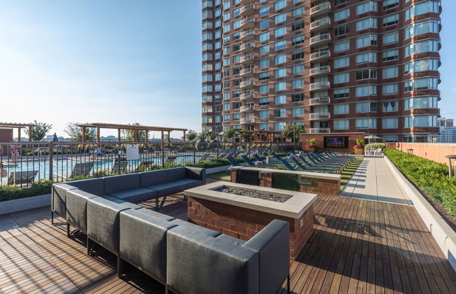 Bluebird Suites near Newport Center - Foto 48