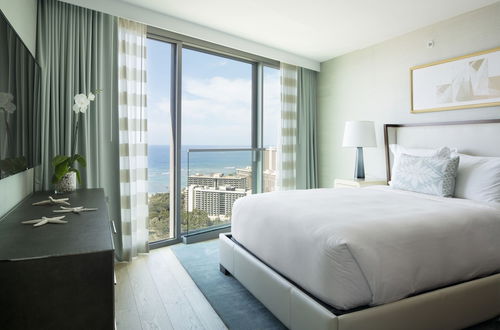 Photo 9 - Real Select at the Ritz Carlton Residences, Waikiki Beach