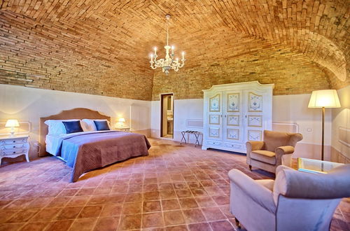 Photo 9 - Villa Sant'Anastasio Luxury Agriturismo