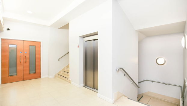Entrada (vista interior)