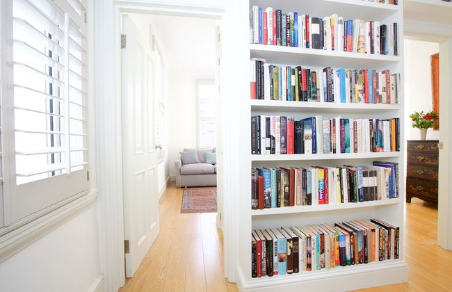 JOIVY English Retro 2BR Apt Near Battersea Park - Foto 10