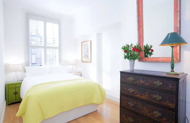 JOIVY English Retro 2BR Apt Near Battersea Park - Foto 3