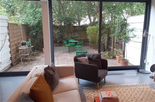 Photo 20 - 3 BED Apartment With Garden IN Zone One, SE1