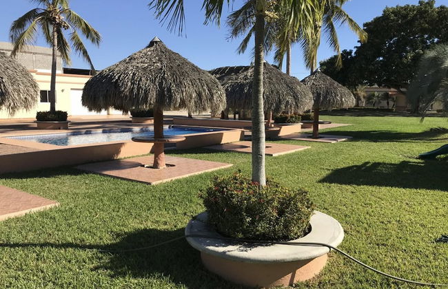 Quinta Versalles - Photo 1