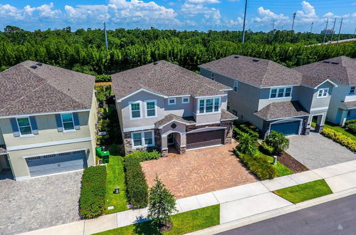 Photo 44 - Gorgeous Single Home With Pool at Encore Resort Ec7463