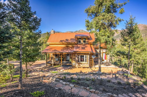 Photo 6 - Mountain Getaway Cabinhot Tub & Pool Table4bd