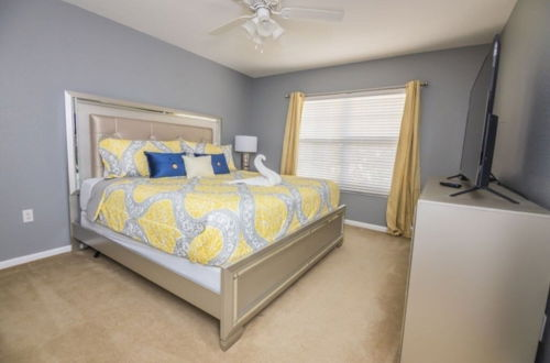 Foto 9 - Elite Windsor Hills Resort 5 Bedroom Home by Redawning