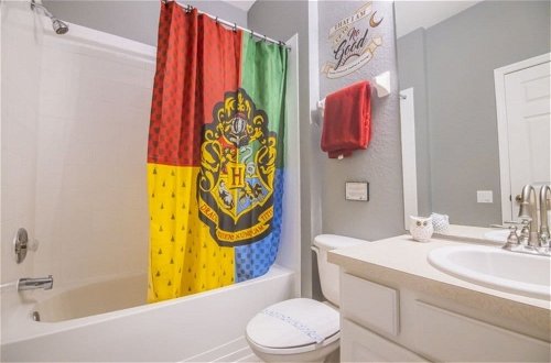 Foto 20 - Elite Windsor Hills Resort 5 Bedroom Home by Redawning