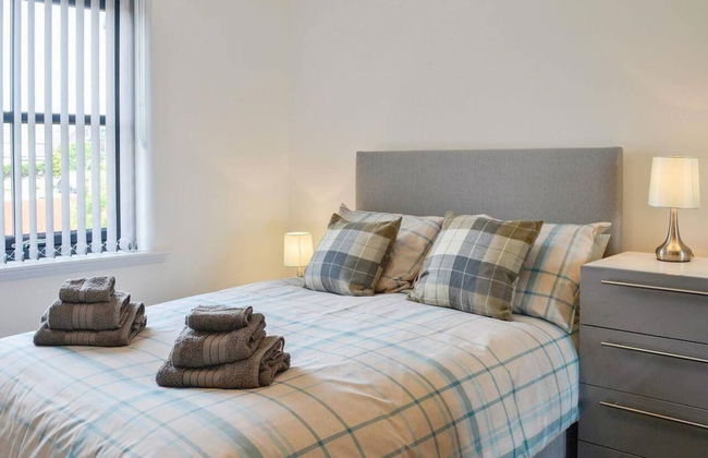 Stunning 3-bed Cottage in the Village of Tomintoul - Photo 2