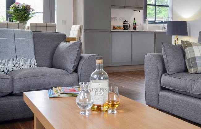 Stunning 3-bed Cottage in the Village of Tomintoul - Photo 7