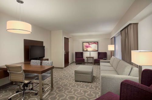 Photo 9 - Embassy Suites by Hilton Washington DC Georgetown