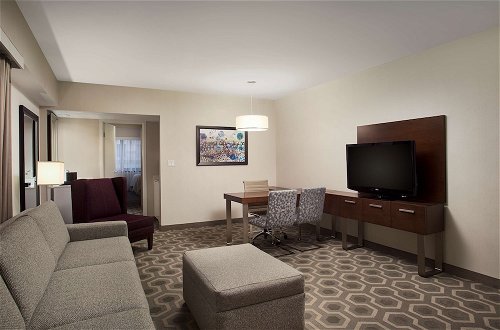 Photo 6 - Embassy Suites by Hilton Washington DC Georgetown