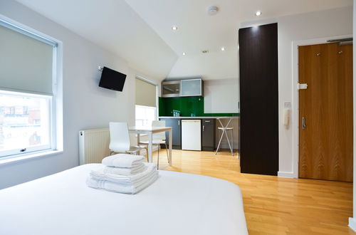 Photo 14 - Princes Square Serviced Apartments by Concept Apartments