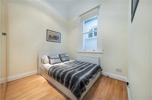 Photo 4 - Luxury Private Apartment in Kensington