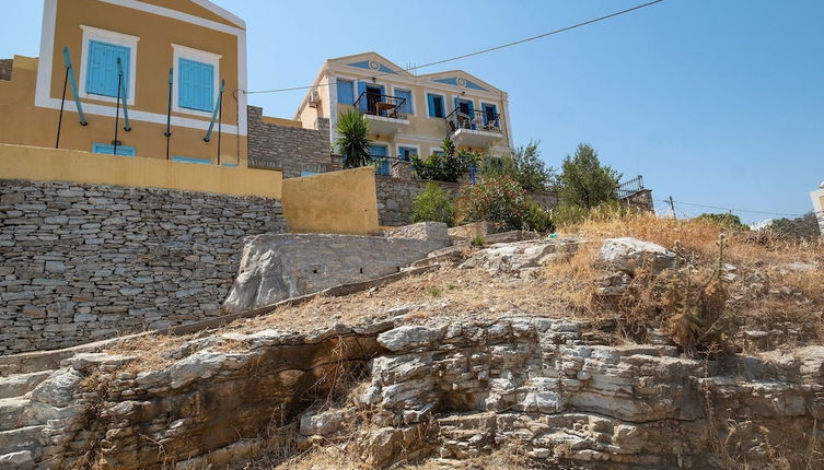 Foto 1 - Pretty Holiday Home in Symi Island With Balcony