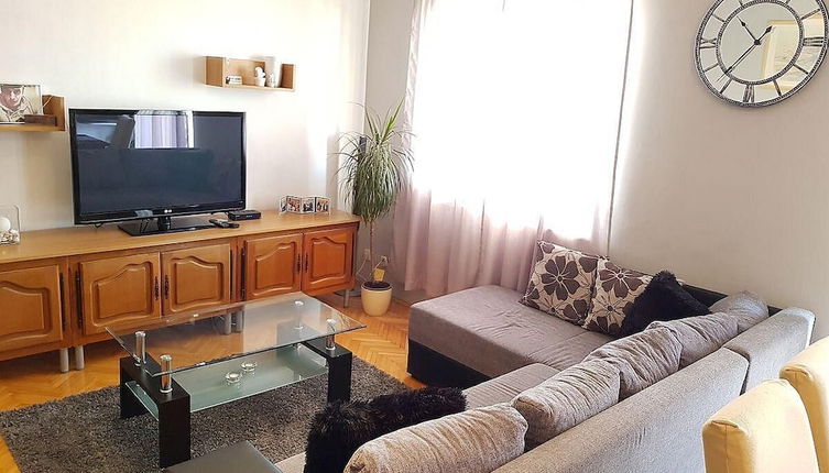 Photo 1 - Spacious Apartment Neda