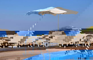 Foto 1 - Tony's Beach